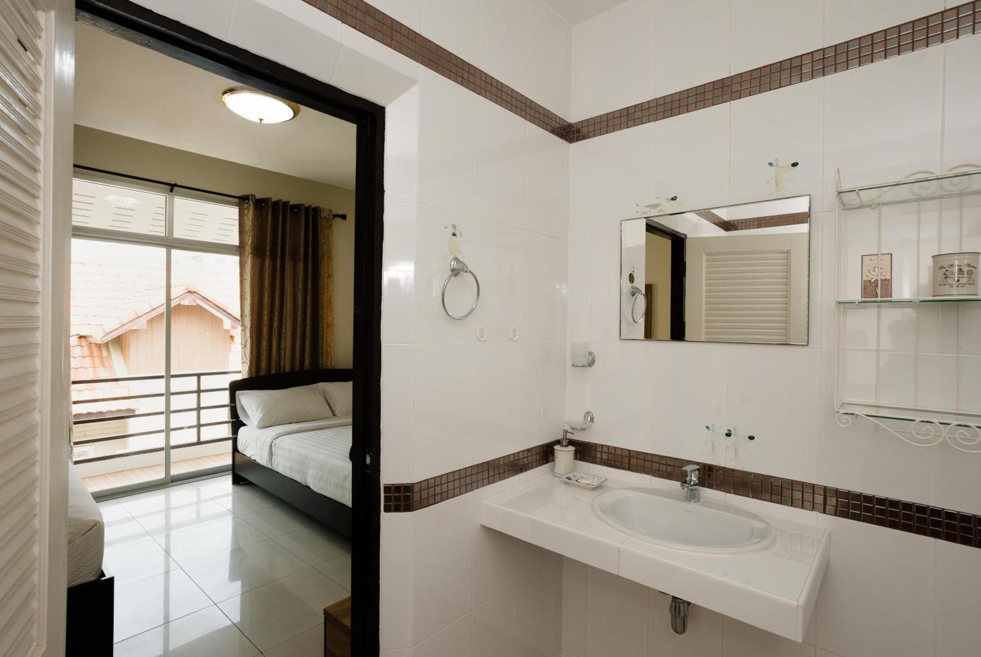 Tw Marina Pool Villa Pattaya Eksteriør bilde