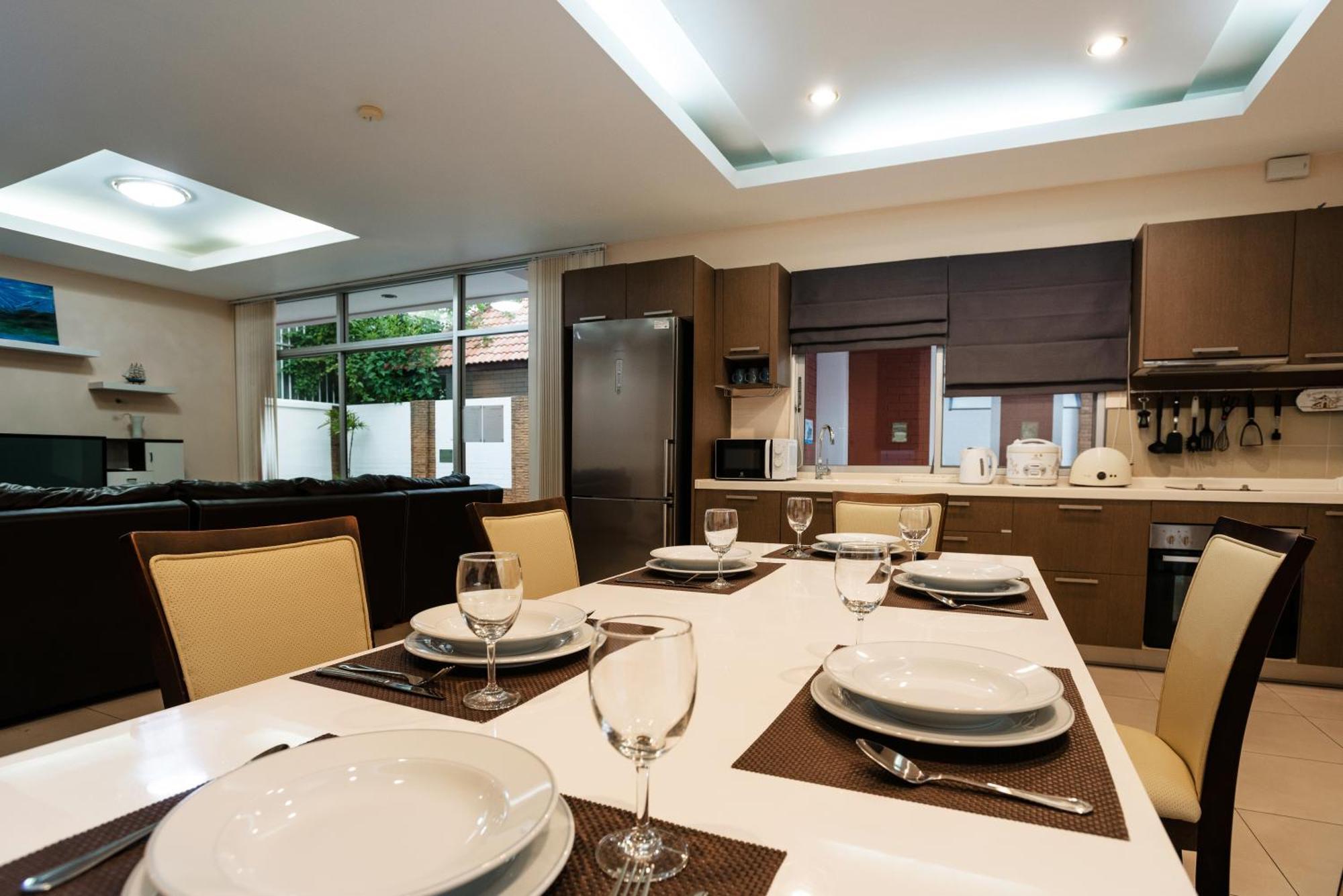 Tw Marina Pool Villa Pattaya Eksteriør bilde